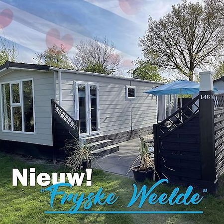 Ervaar 'Fryske Weelde' Op Vijf Sterren Vakantiepark De Kuilart Koudum Ngoại thất bức ảnh